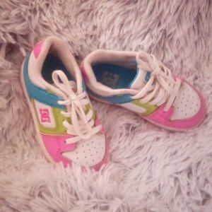 Girls Toddler DG Size 7 Shoes -pink/black/Blue/Green is On The Shoe